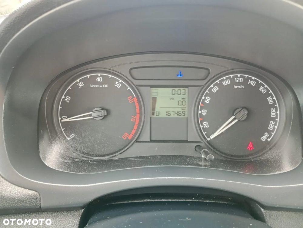 Skoda Roomster 1.2 12V HTP - 10