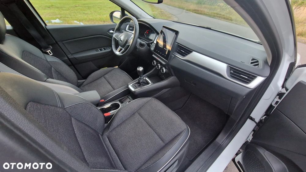 Renault Captur 1.3 TCe mHEV Techno - 10
