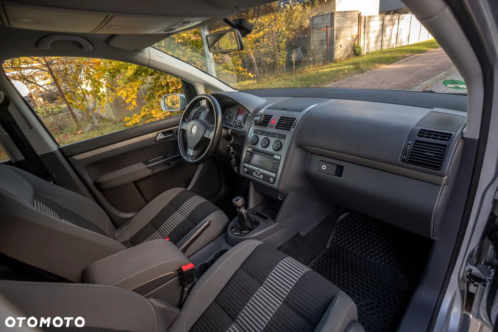 Volkswagen Touran 1.9 TDI United - 21