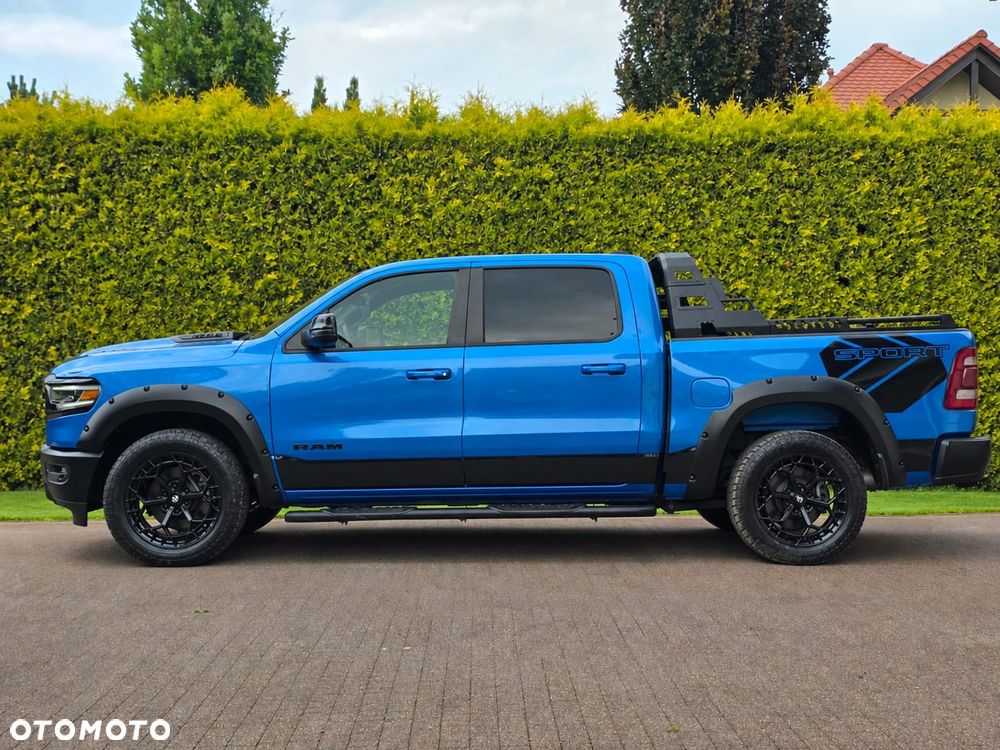 Dodge RAM 5.7 4x4 - 2