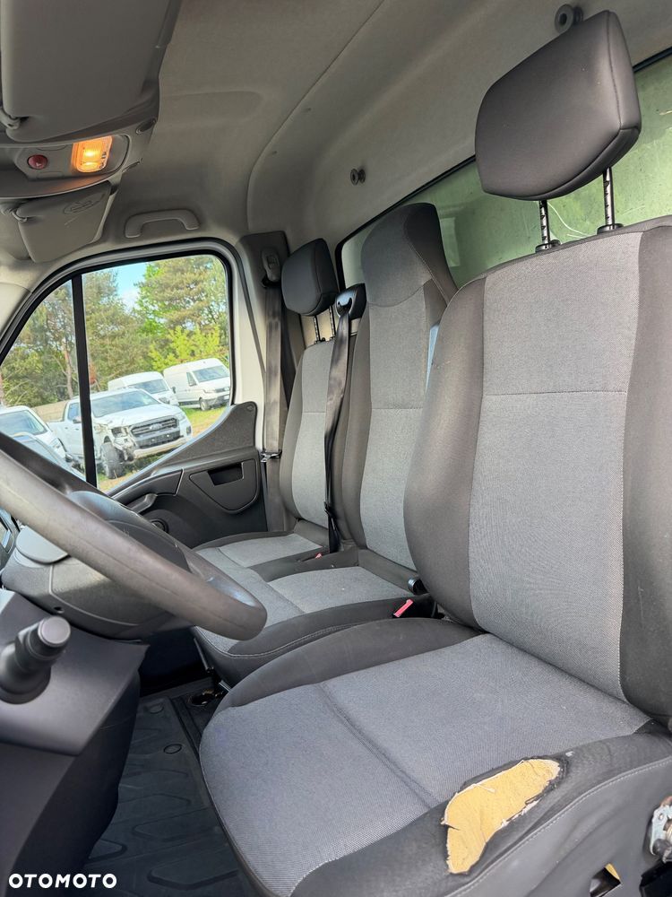 Renault master - 12