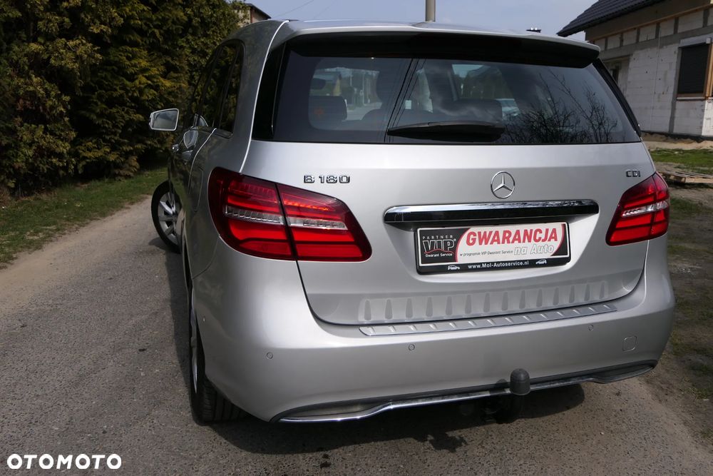 Mercedes-Benz Klasa B 180 d BlueEFFICIENCY Edition - 11
