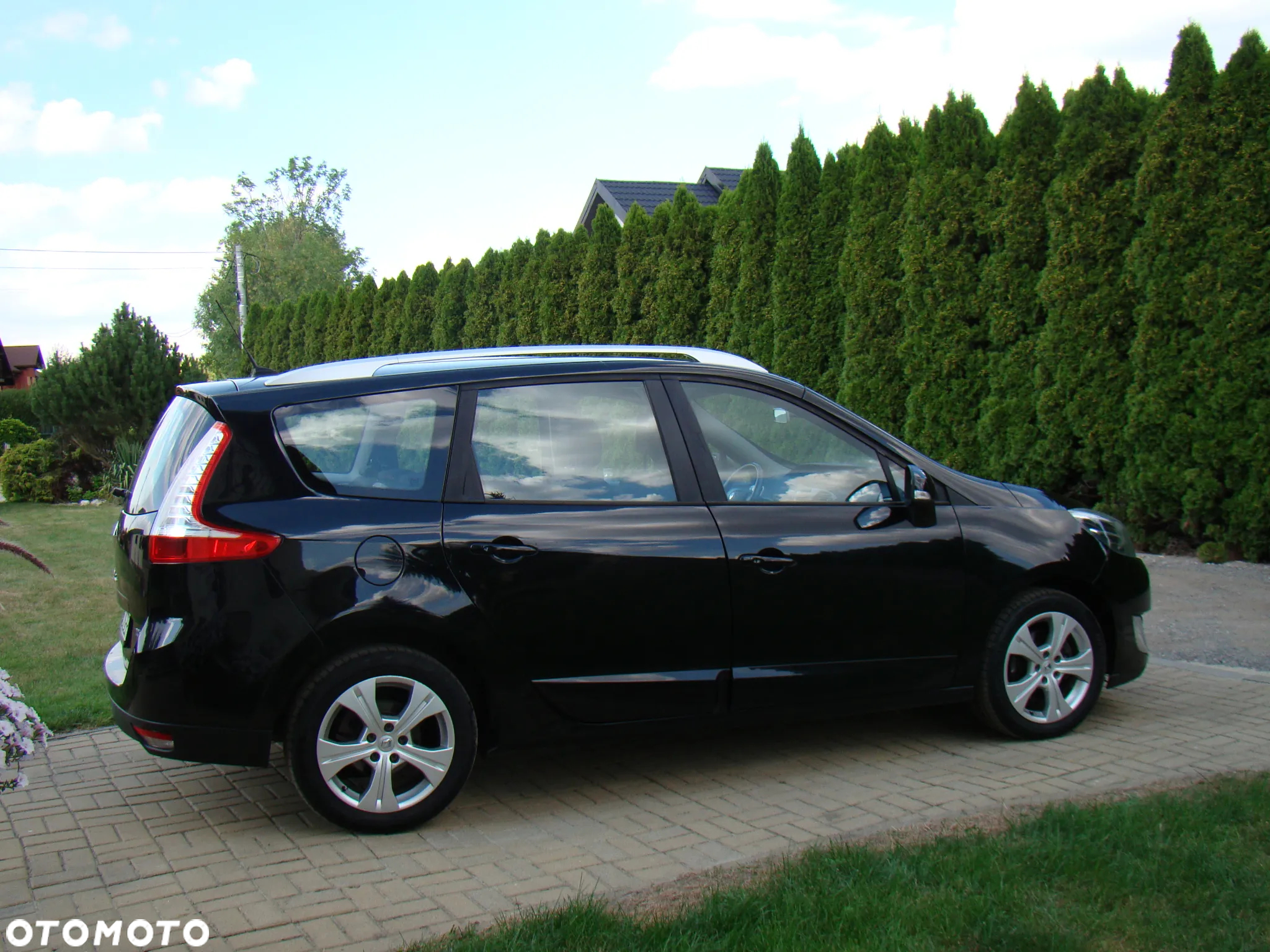 Renault Grand Scenic - 14