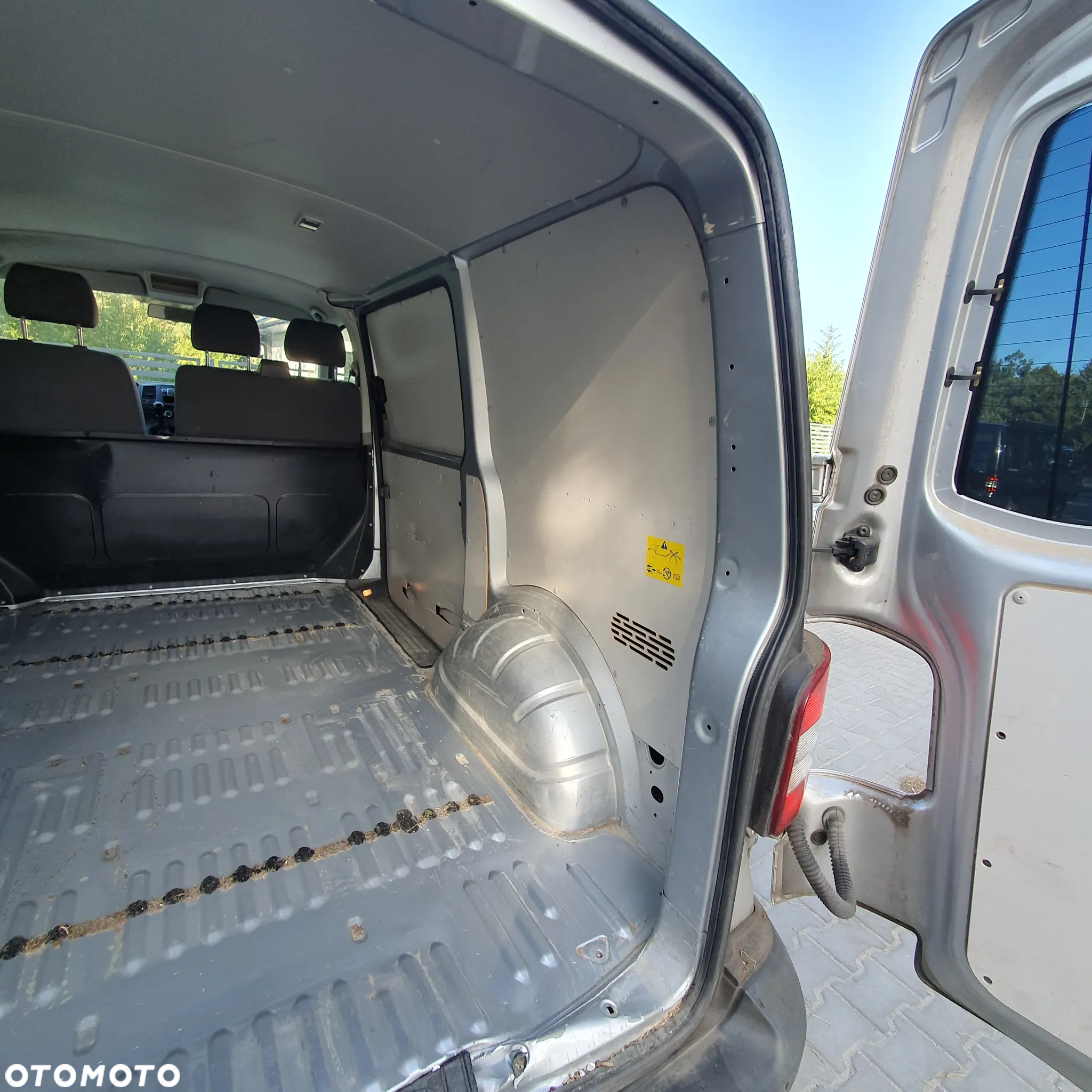 Volkswagen T5 Transporter - 13