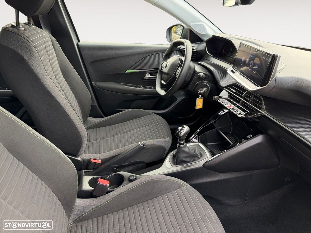 Peugeot 208 1.2 PureTech Allure - 15
