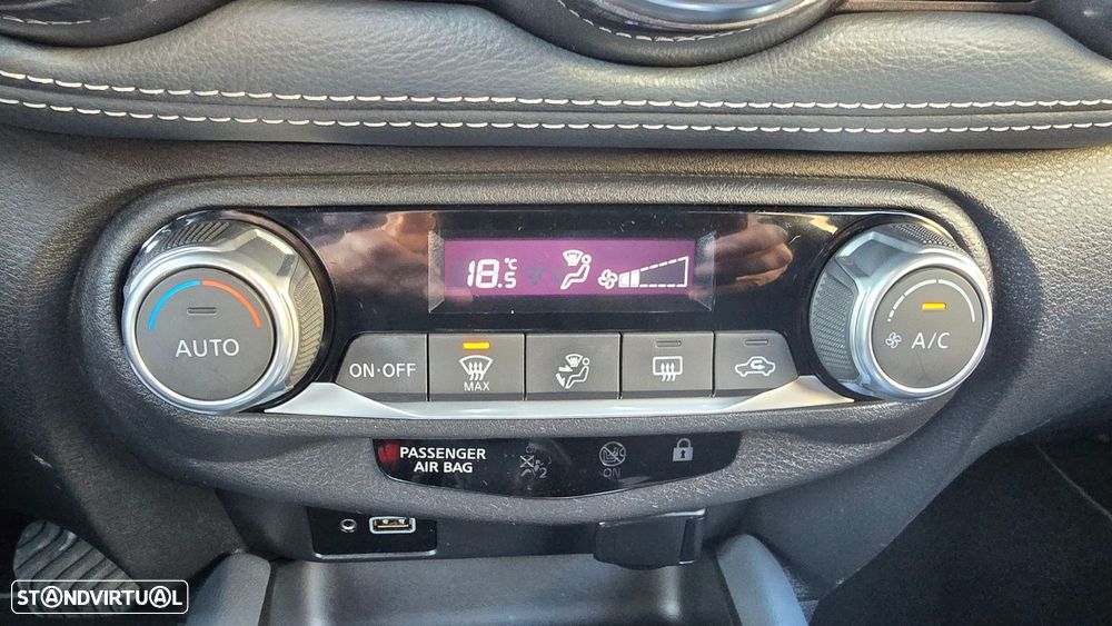 Nissan Juke 1.0 DIG-T N-Connecta DCT - 32