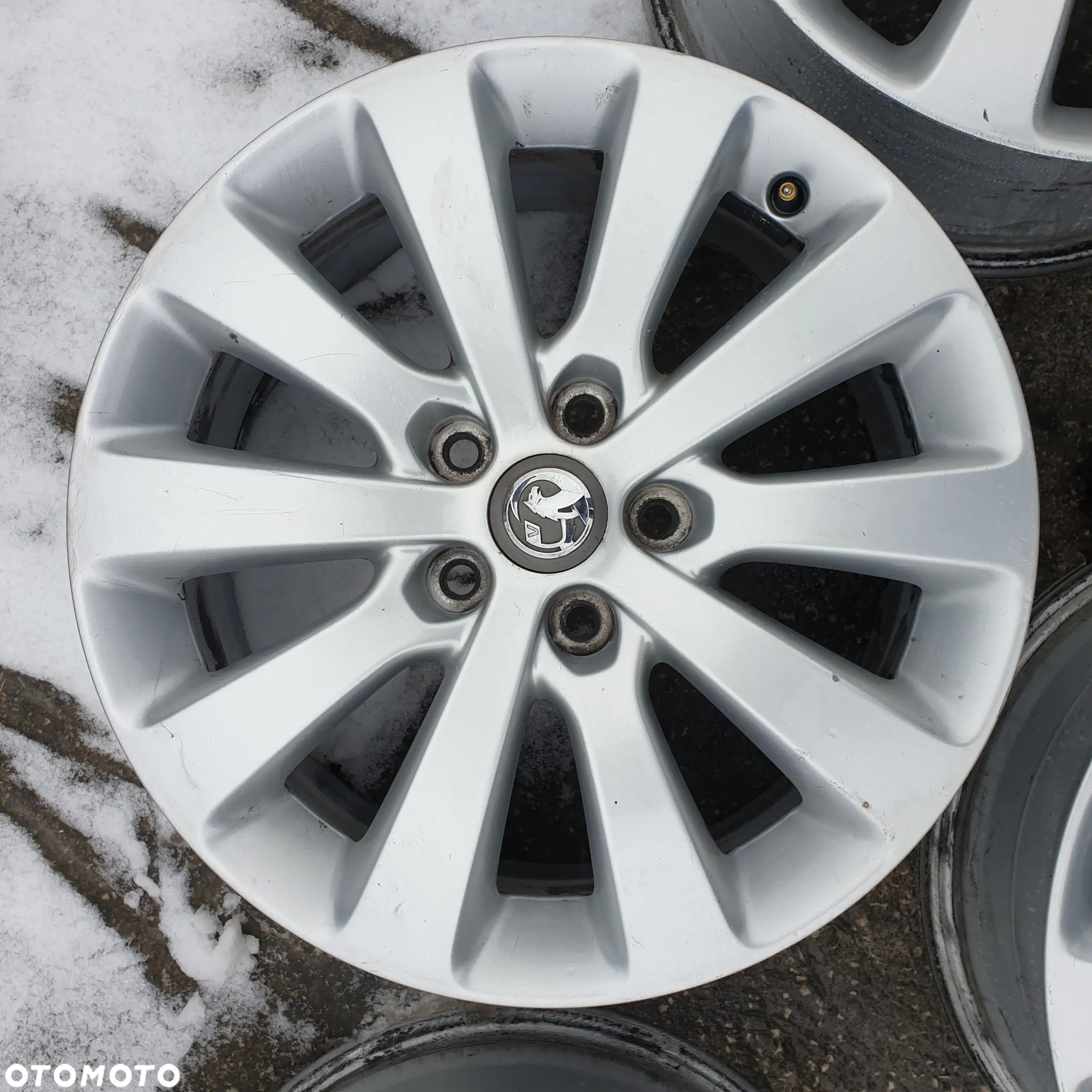 OPEL ZAFIRA C FELGI ALUFELGI 17 4-SZT 225/50R17 - 4