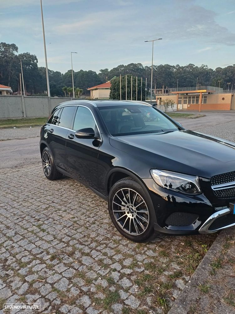 Mercedes-Benz GLC 250 d 4Matic 9G-TRONIC AMG Line - 11