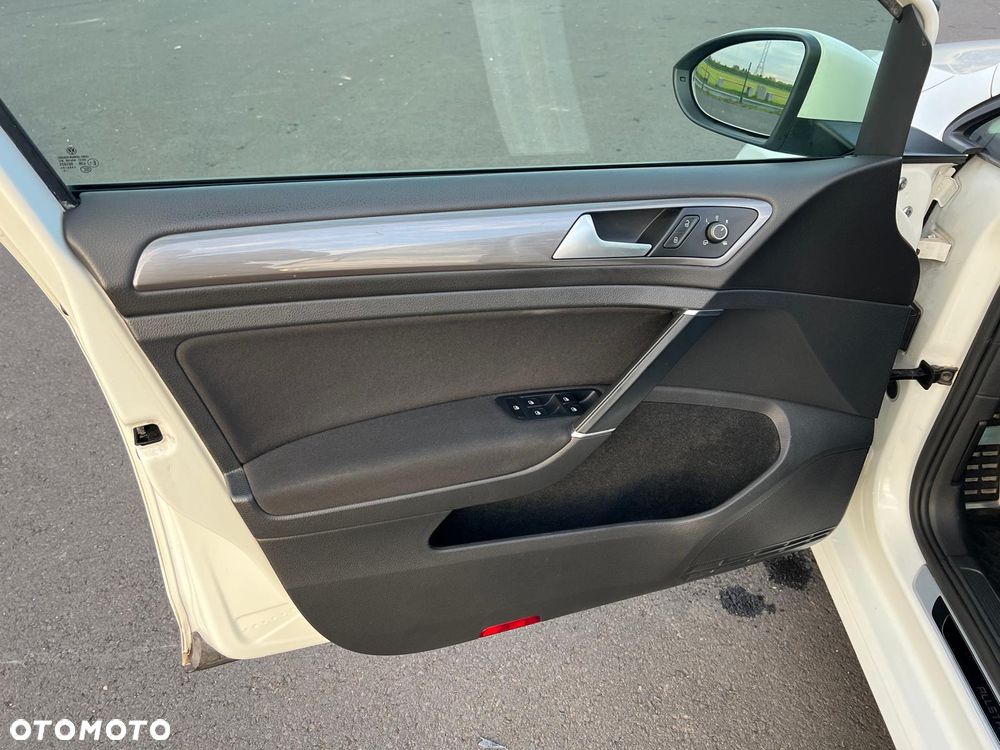 Volkswagen Golf 2.0 TDI BlueMotion Technology DSG Allstar - 18