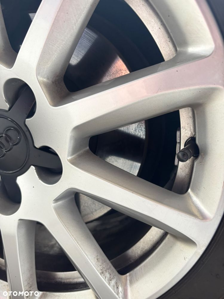 Volkswagen Golf 1.6 TDI DPF MATCH - 19