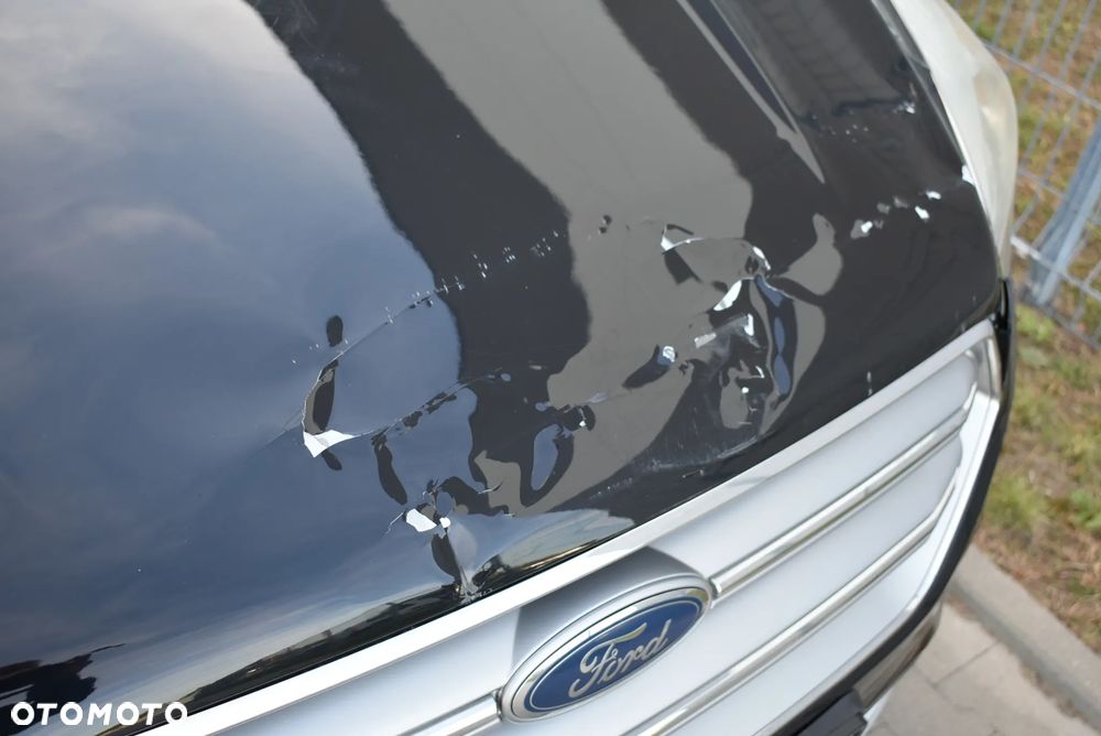 Ford Kuga 2.0 TDCi 2x4 Titanium - 7