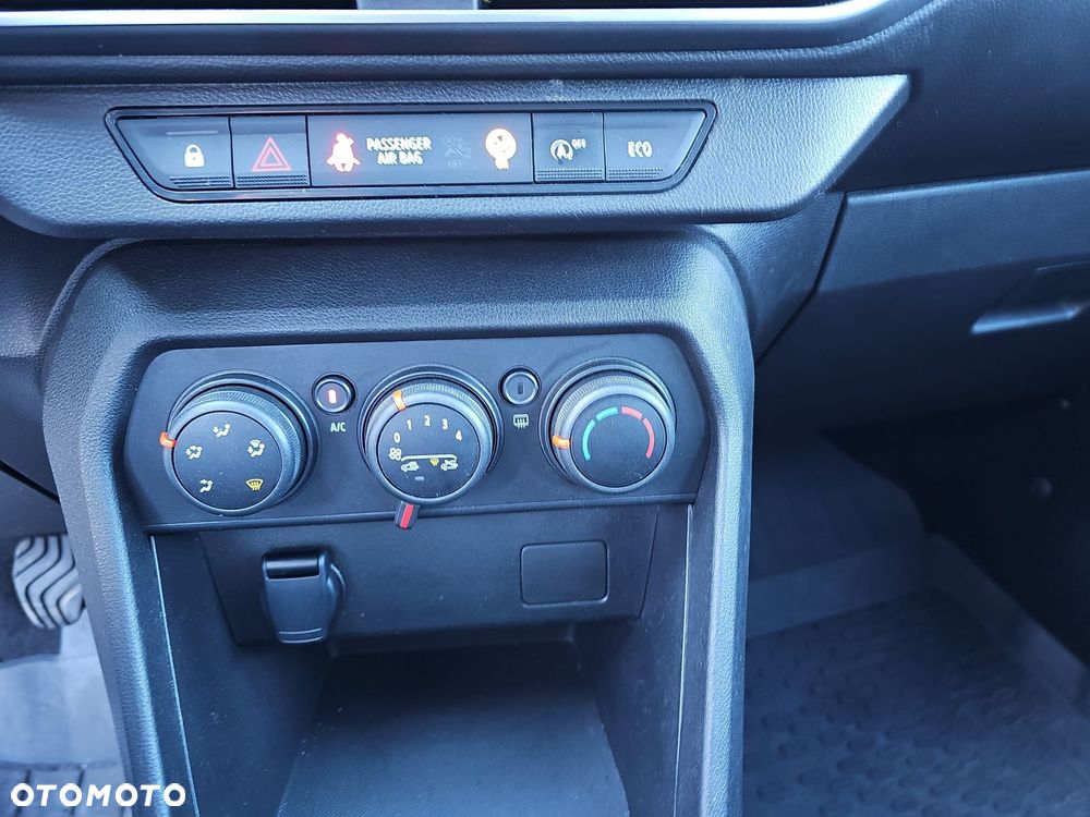 Dacia Sandero - 25