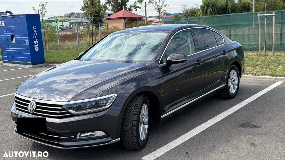 Volkswagen Passat - 4