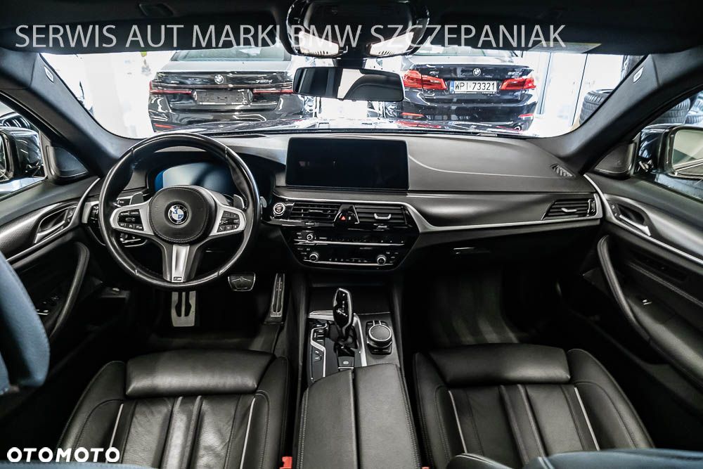BMW Seria 5 530d xDrive M Sport Edition - 23