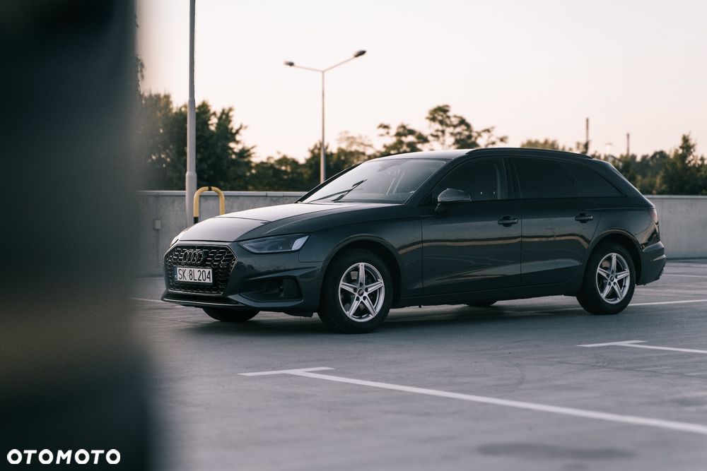 Audi A4 Avant 35 TDI mHEV S tronic - 12