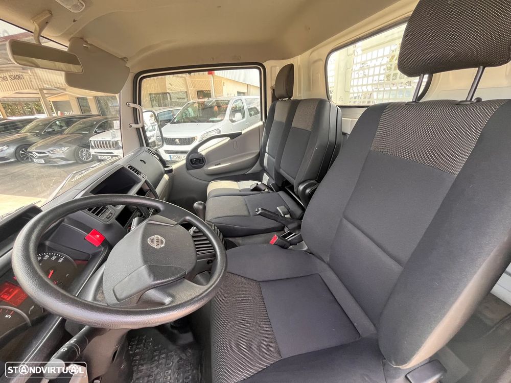 Nissan NT 400 BASCULANTE - 7