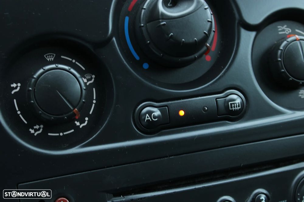 Renault Clio 1.5 dCi Confort - 5