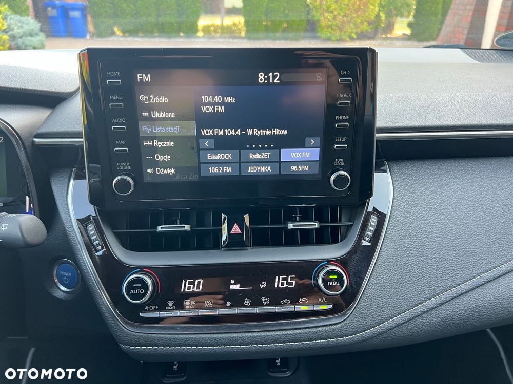 Toyota Corolla 1.8 Hybrid Comfort - 34