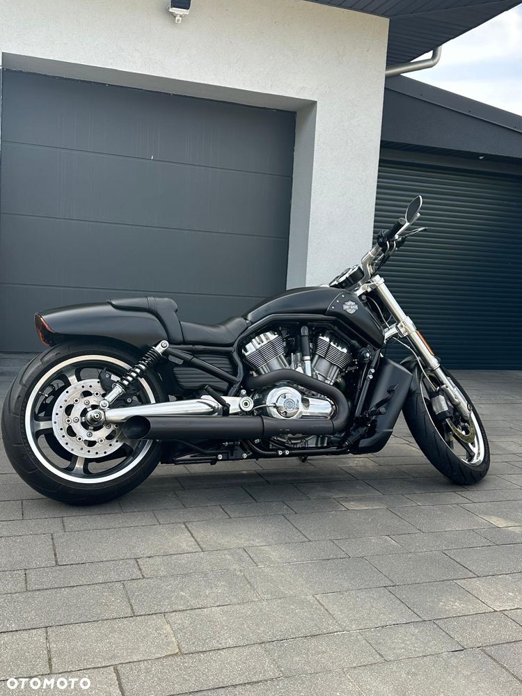 Harley-Davidson V-Rod Muscle - 4