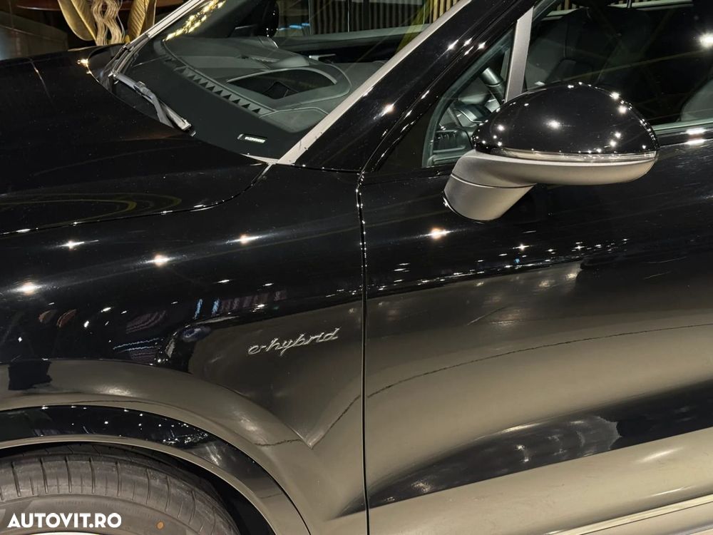 Porsche Cayenne - 10