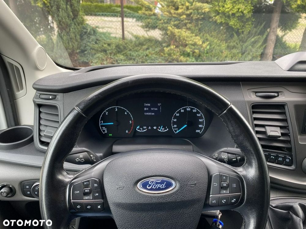 Ford Transit - 21
