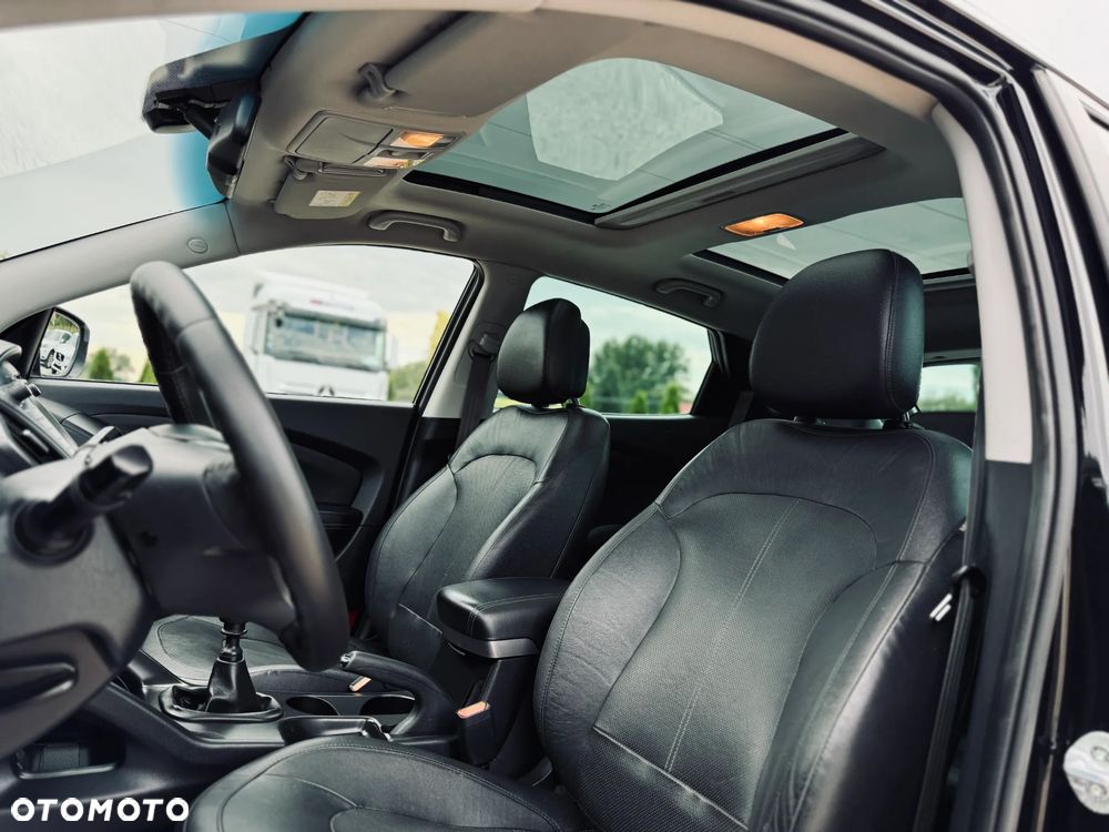 Hyundai ix35 2.0 CRDi 4WD Premium - 26