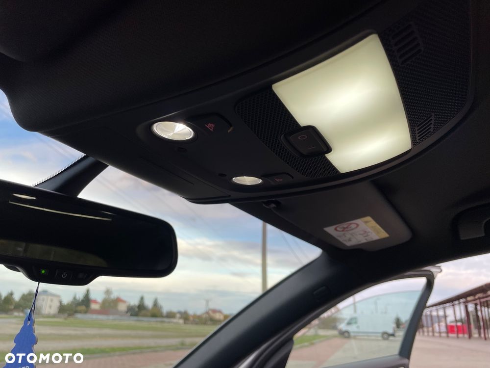 Audi A4 Avant 2.0 TDI ultra S tronic sport - 20