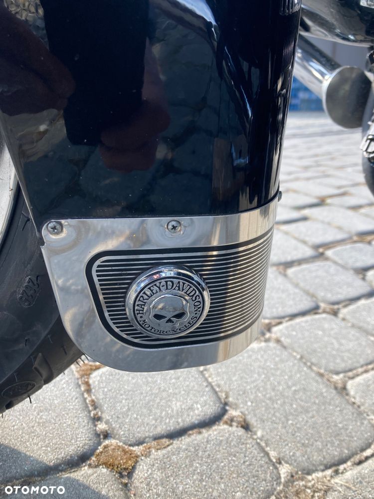 Harley-Davidson FLH Electra Glide - 15