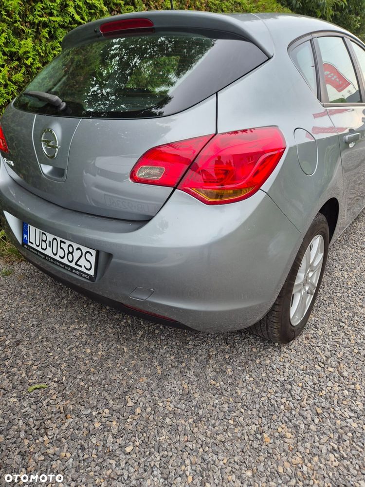 Opel Astra - 5