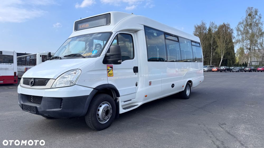 Irisbus Iveco / DURISOTTI / -28miejsc /euro5/ mała klima / winda / 114000 zł netto - 2