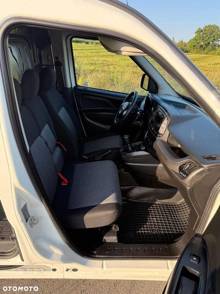Fiat Doblo - 12