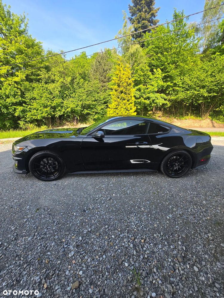 Ford Mustang 3.7 V6 Premium - 5