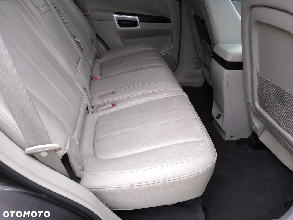Opel Antara 2.2 CDTI Cosmo - 24