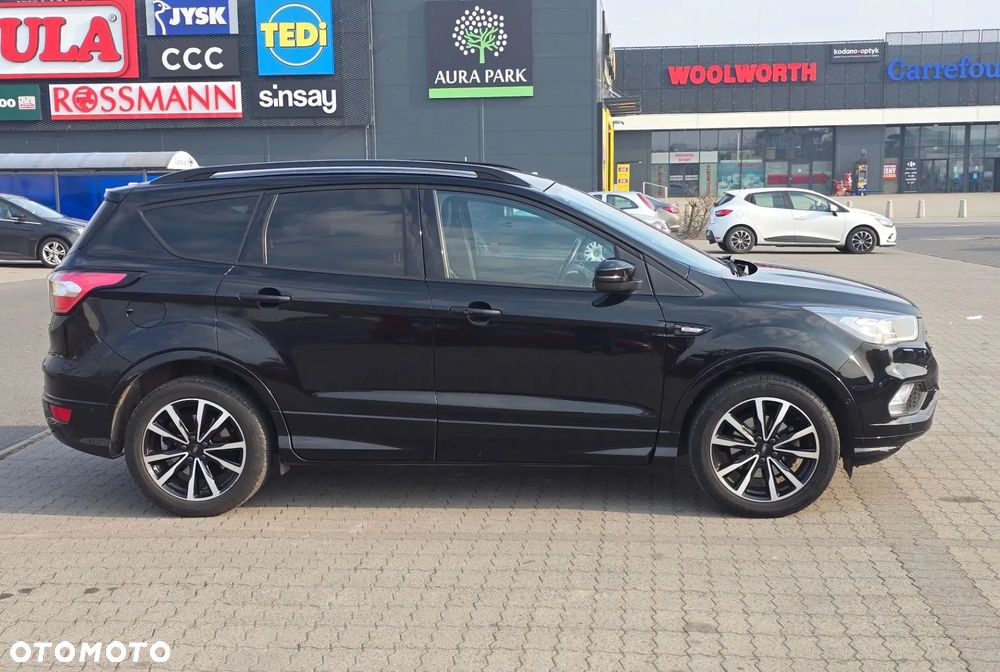 Ford Kuga - 4
