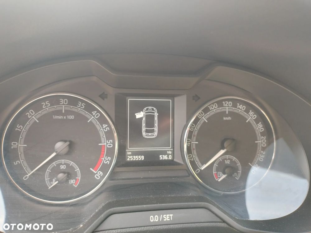 Skoda Octavia 2.0 TDI Ambition - 13