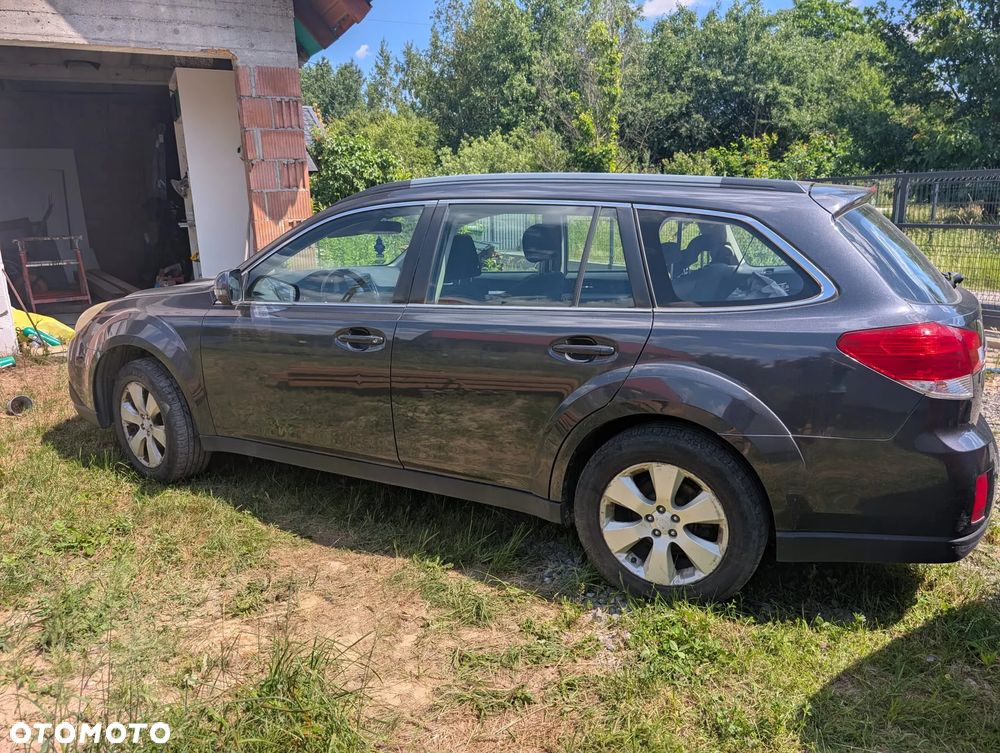 Subaru Legacy - 3