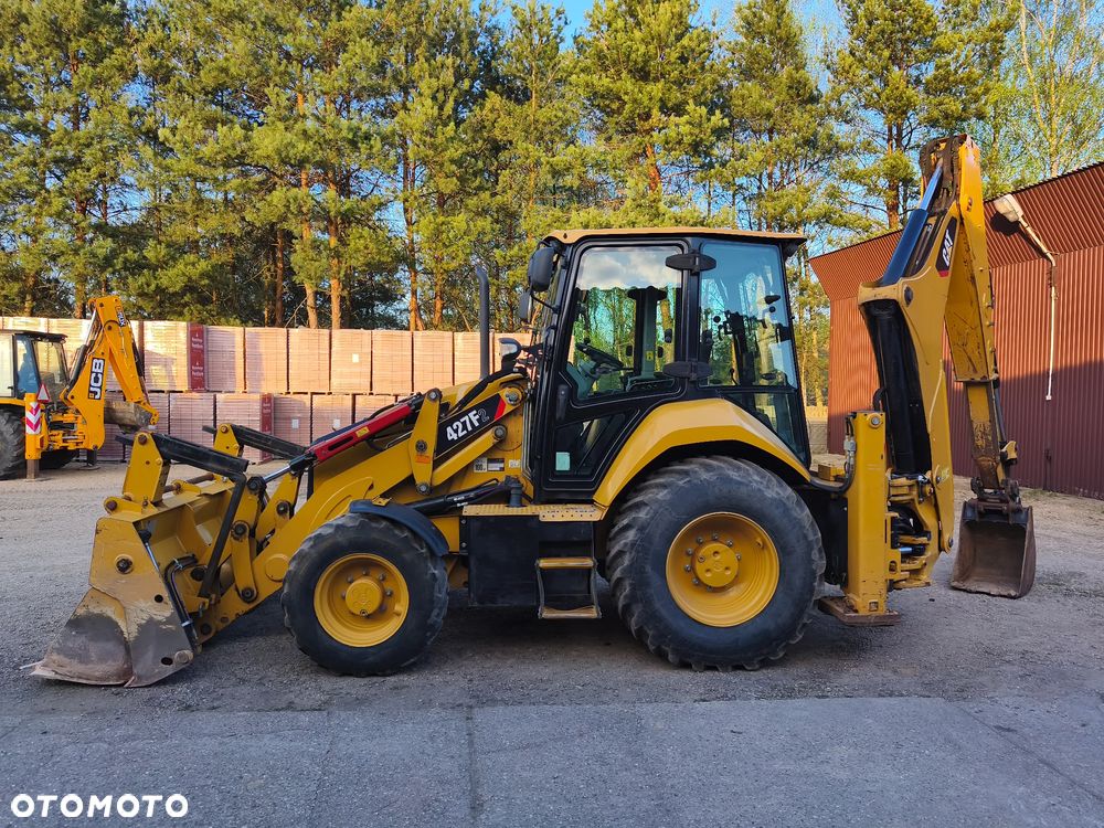 Mecalac TLB870 - 18