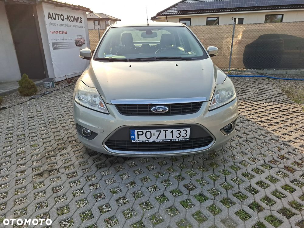 Ford Focus 1.6 Trend - 12