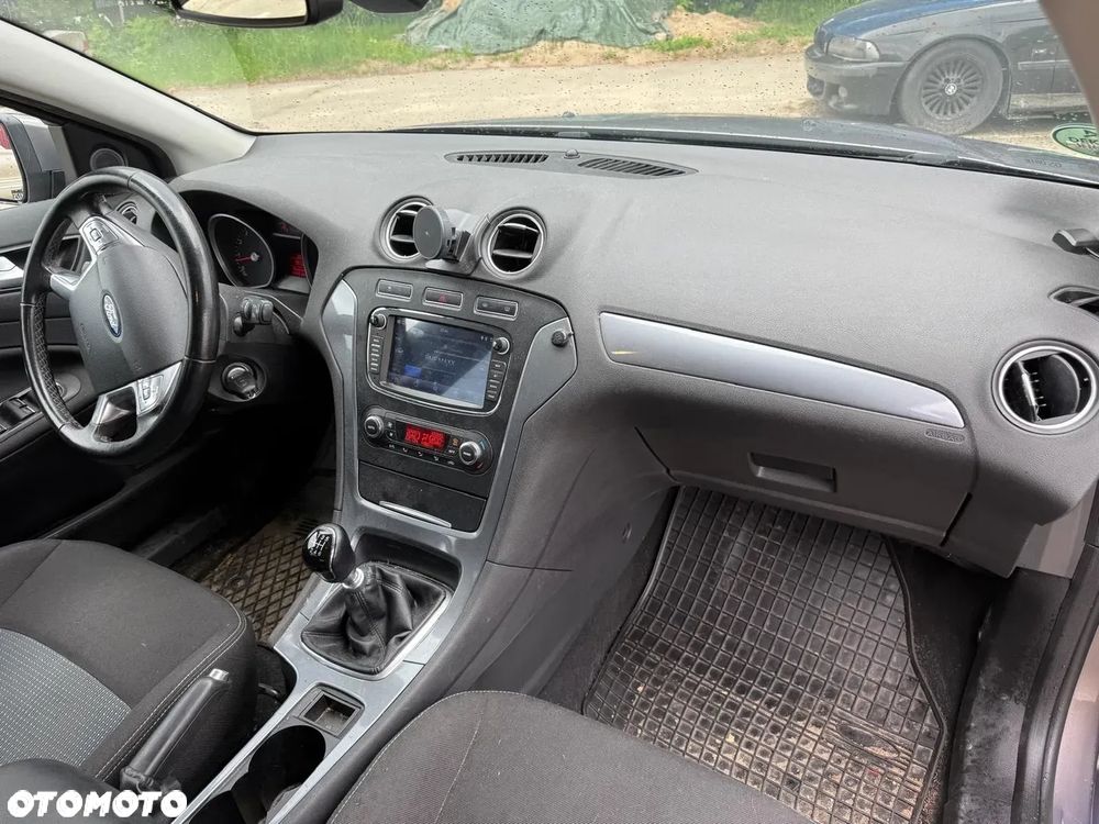 Ford Mondeo 1.6 T Gold X - 4