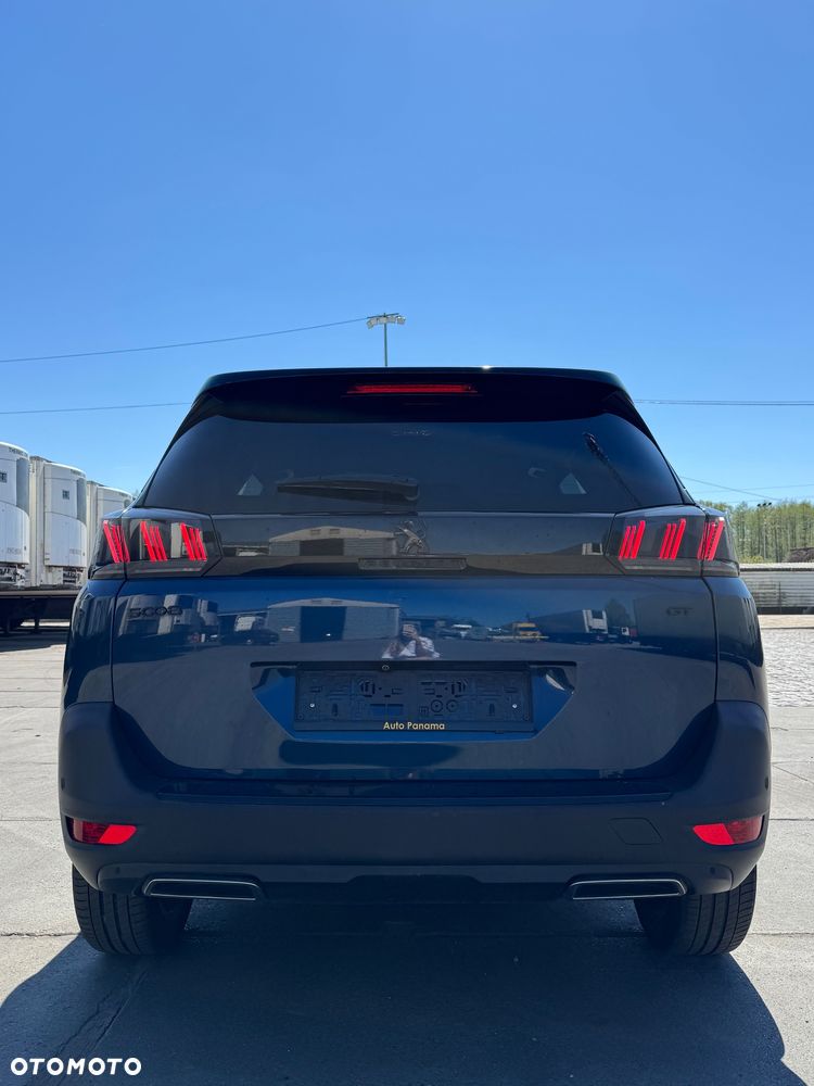 Peugeot 5008 - 5