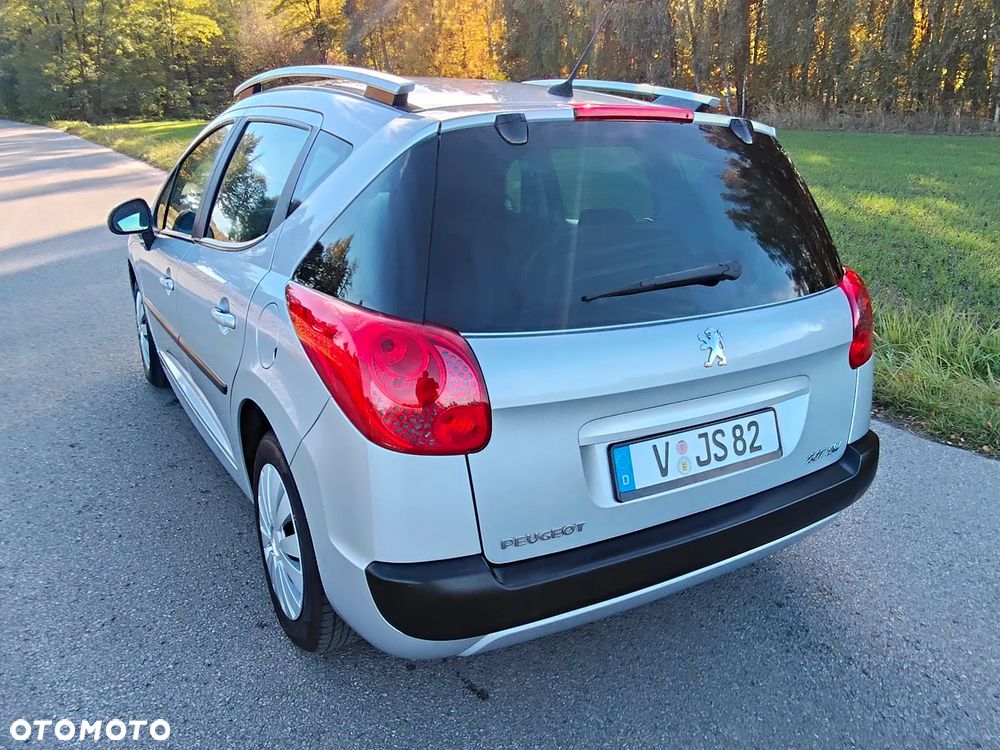 Peugeot 207 75 Urban Move - 9