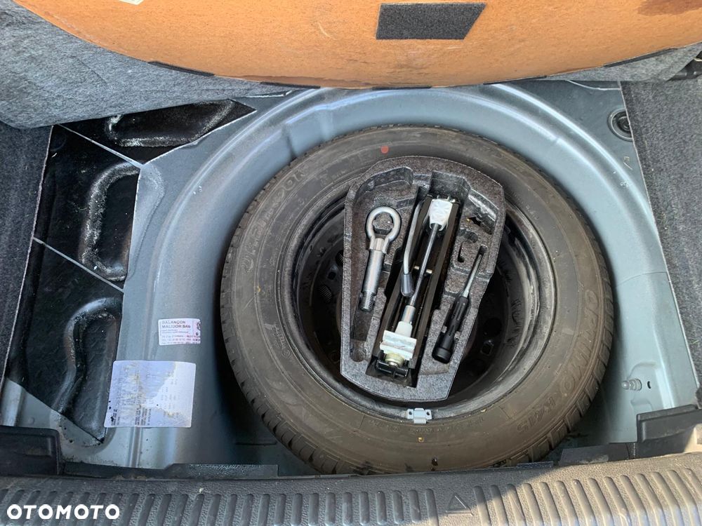 Volkswagen Polo 1.6 TDI Blue Motion Technology Life - 37