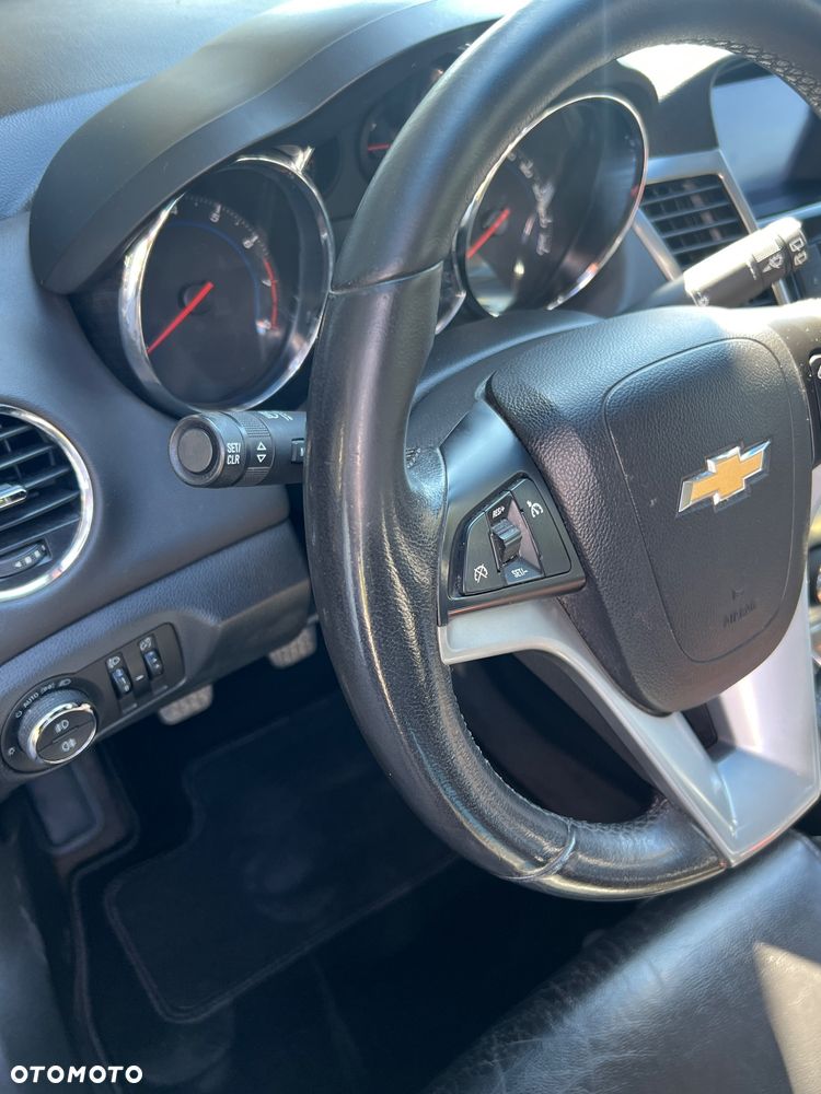 Chevrolet Cruze 1.4T LTZ - 17