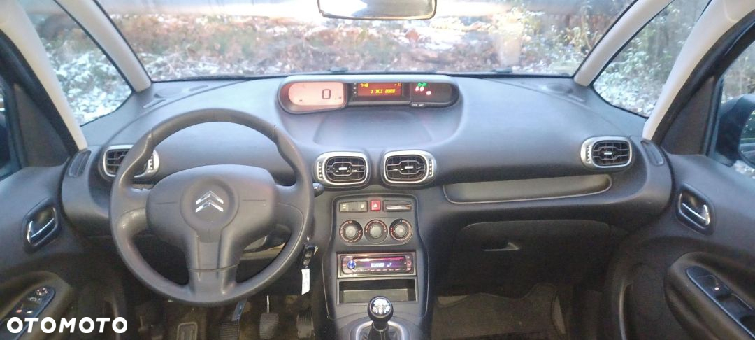 Citroën C3 Picasso 1.4i Attraction - 12