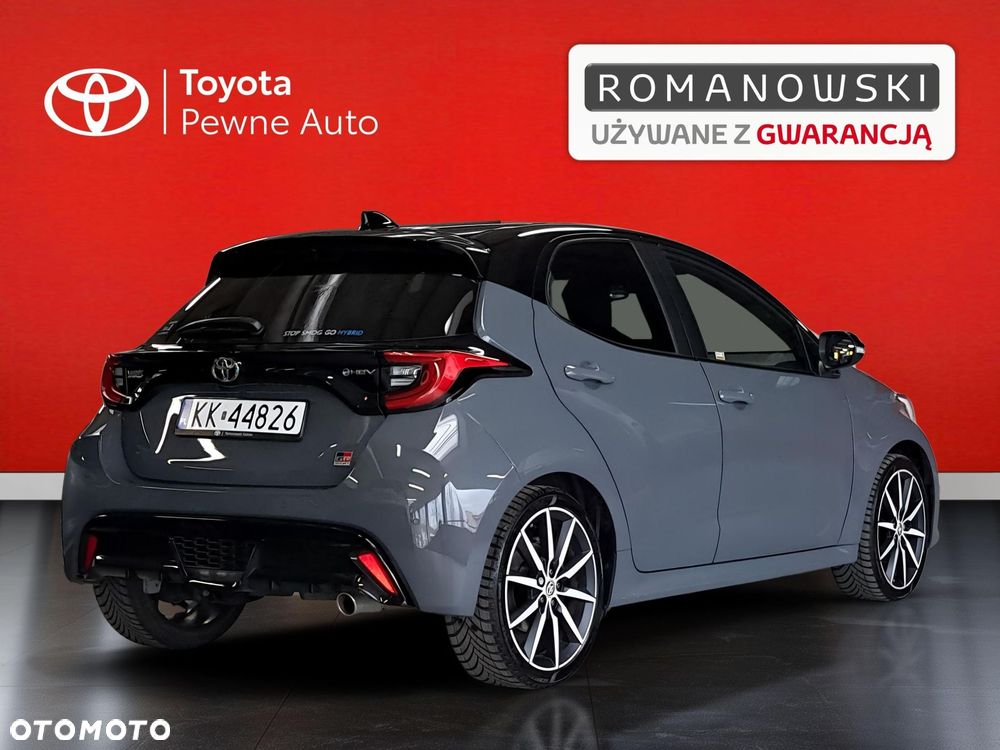Toyota Yaris Hybrid 1.5 GR Sport - 10