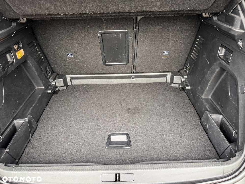Peugeot 3008 BlueHDi 130 Stop & Start EAT8 Allure Business-Paket - 22