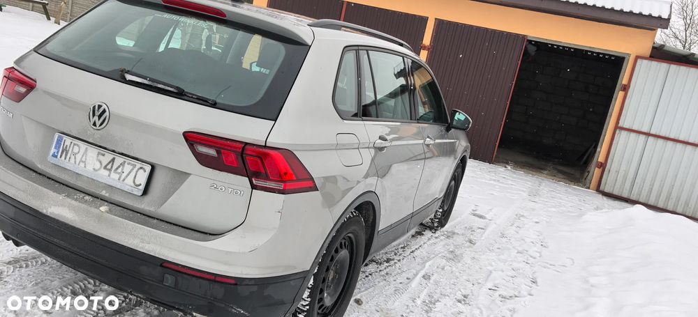 Volkswagen Tiguan - 4