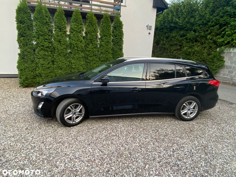 Ford Focus 1.5 EcoBlue STart-Stopp-System TITANIUM - 3