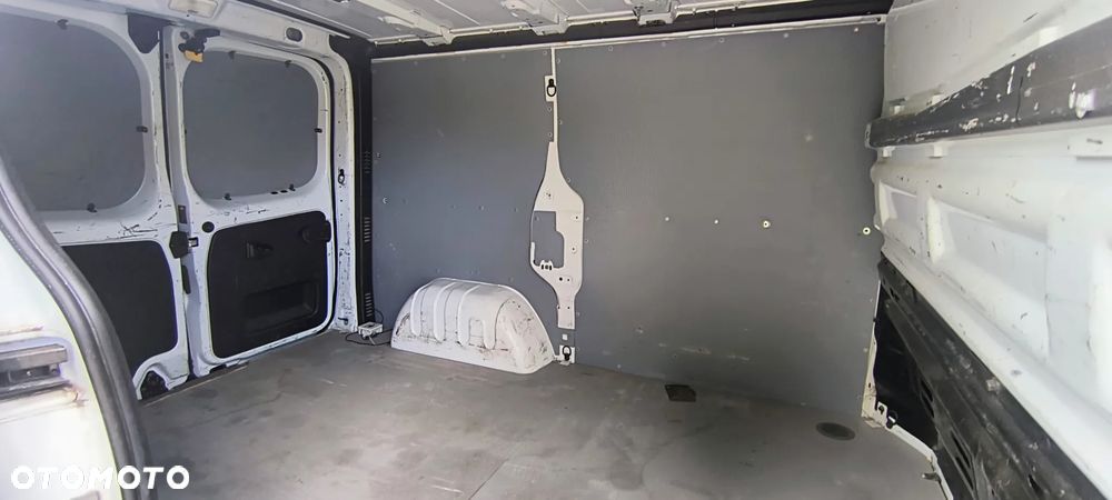 Renault Trafic - 20