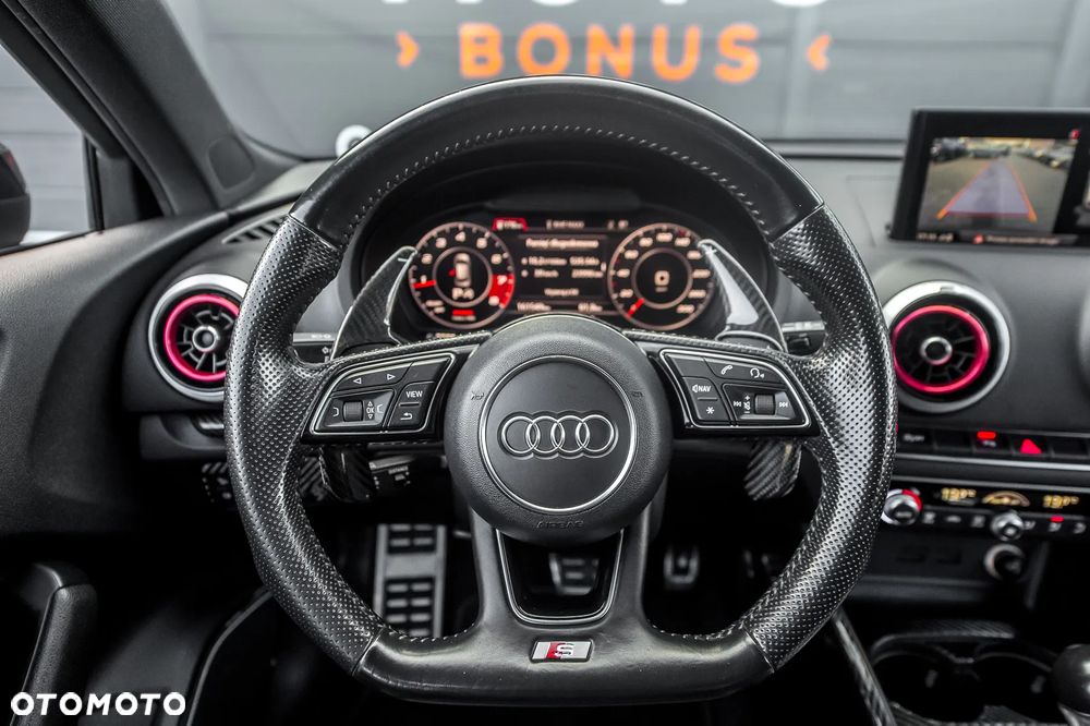 Audi S3 S tronic - 28
